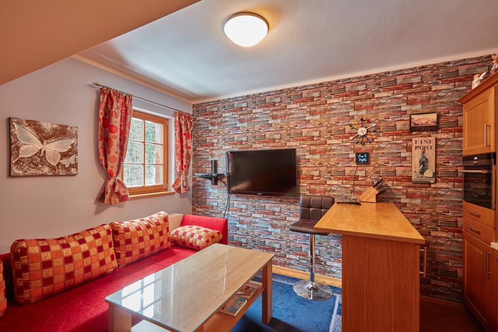 Apartman U Vleku Javor เปตส์ปอตสเนซโค ภายนอก รูปภาพ