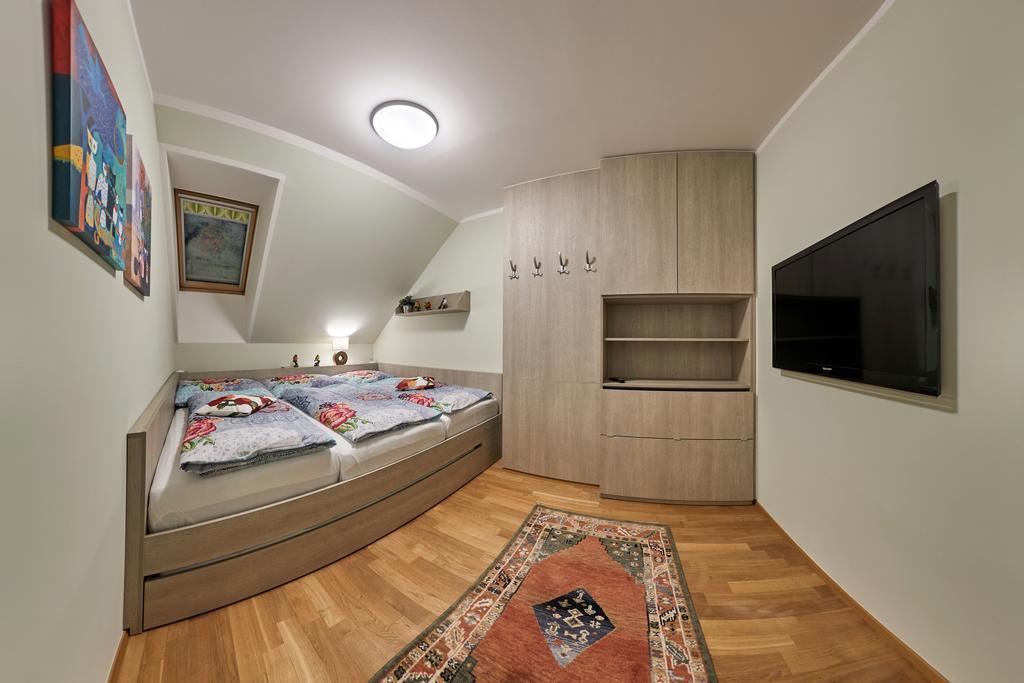 Apartman U Vleku Javor เปตส์ปอตสเนซโค ภายนอก รูปภาพ